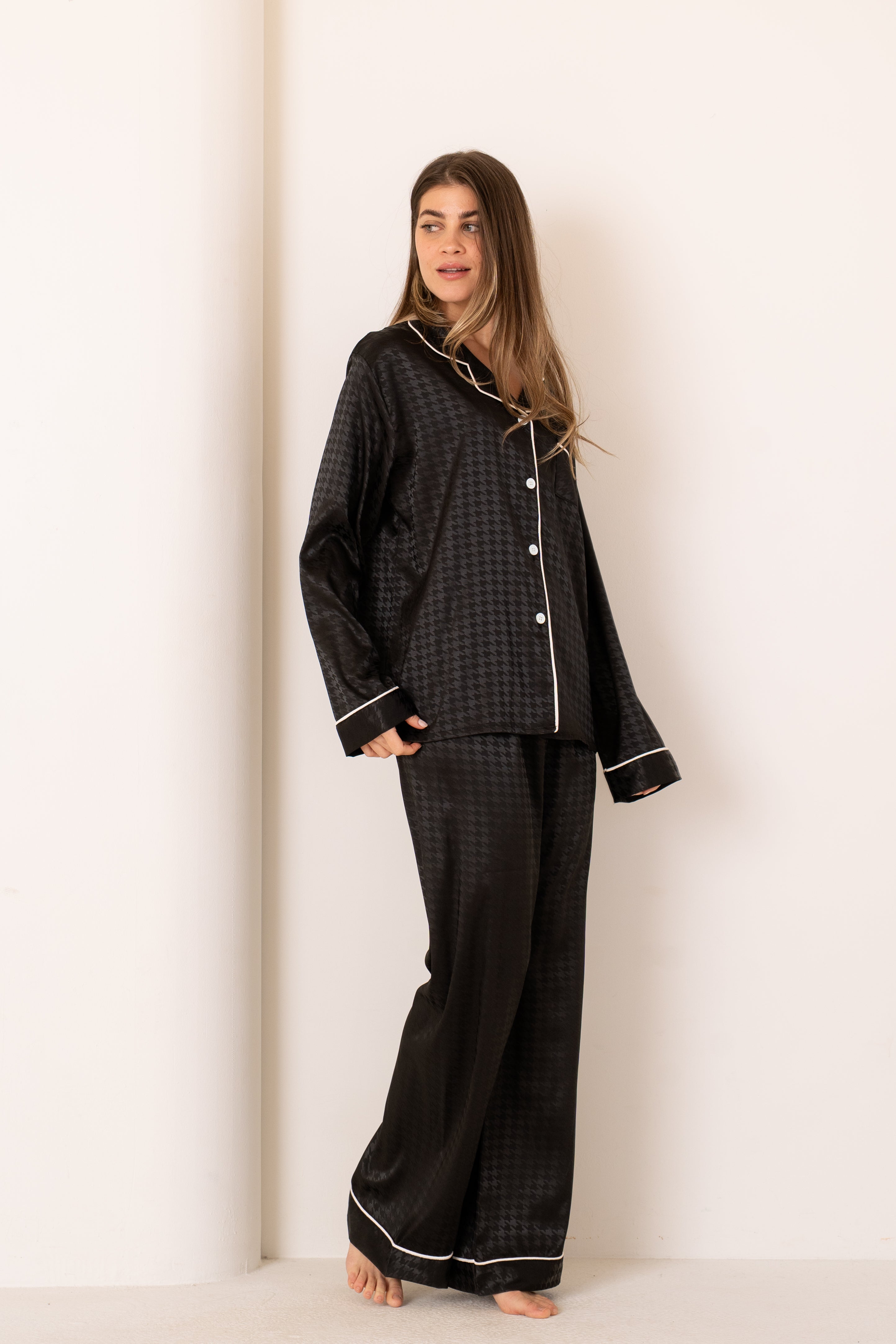 Black Élance | Buttoned Full Set