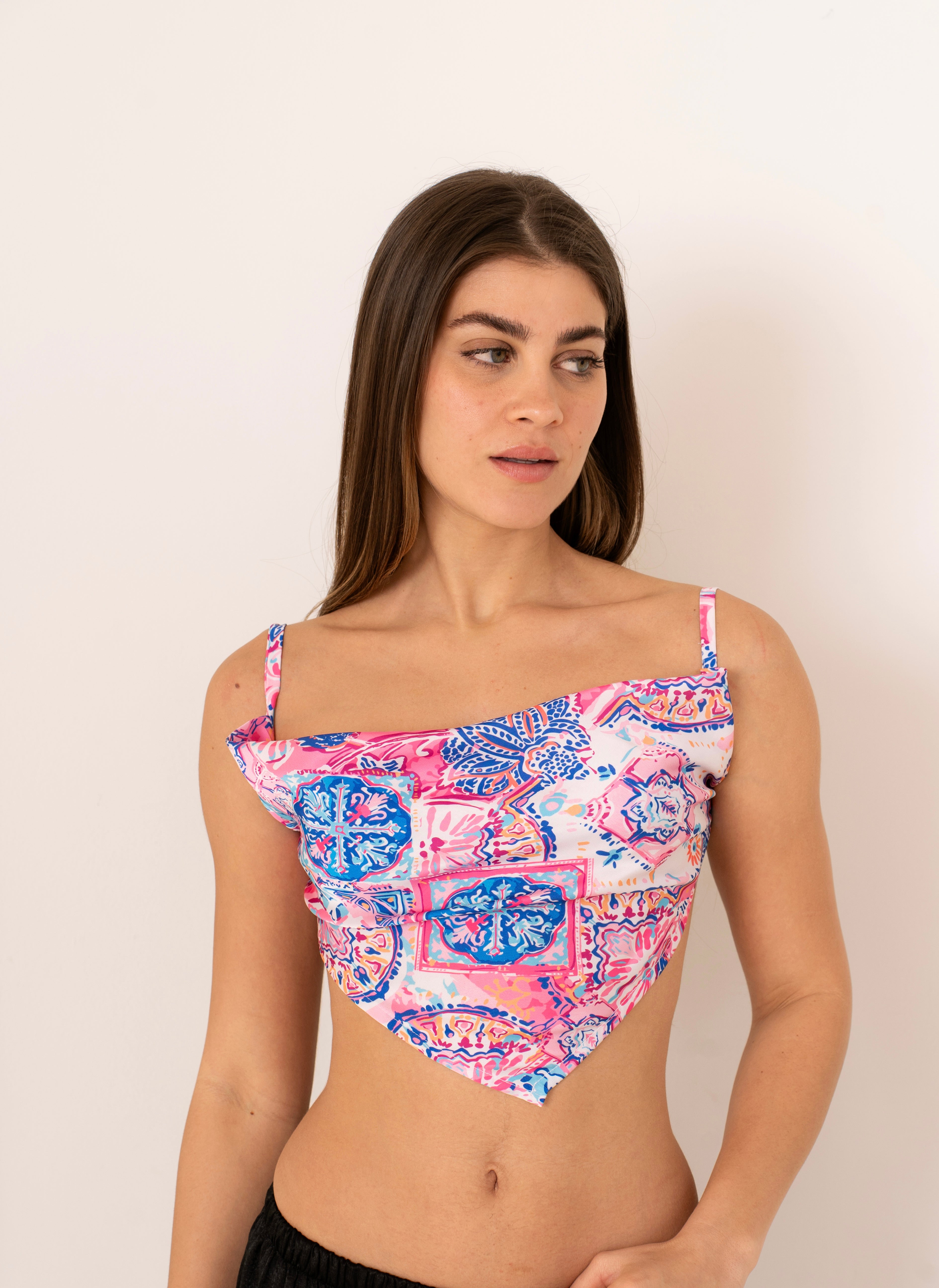 Joyful Life | V Shaped Crop Top
