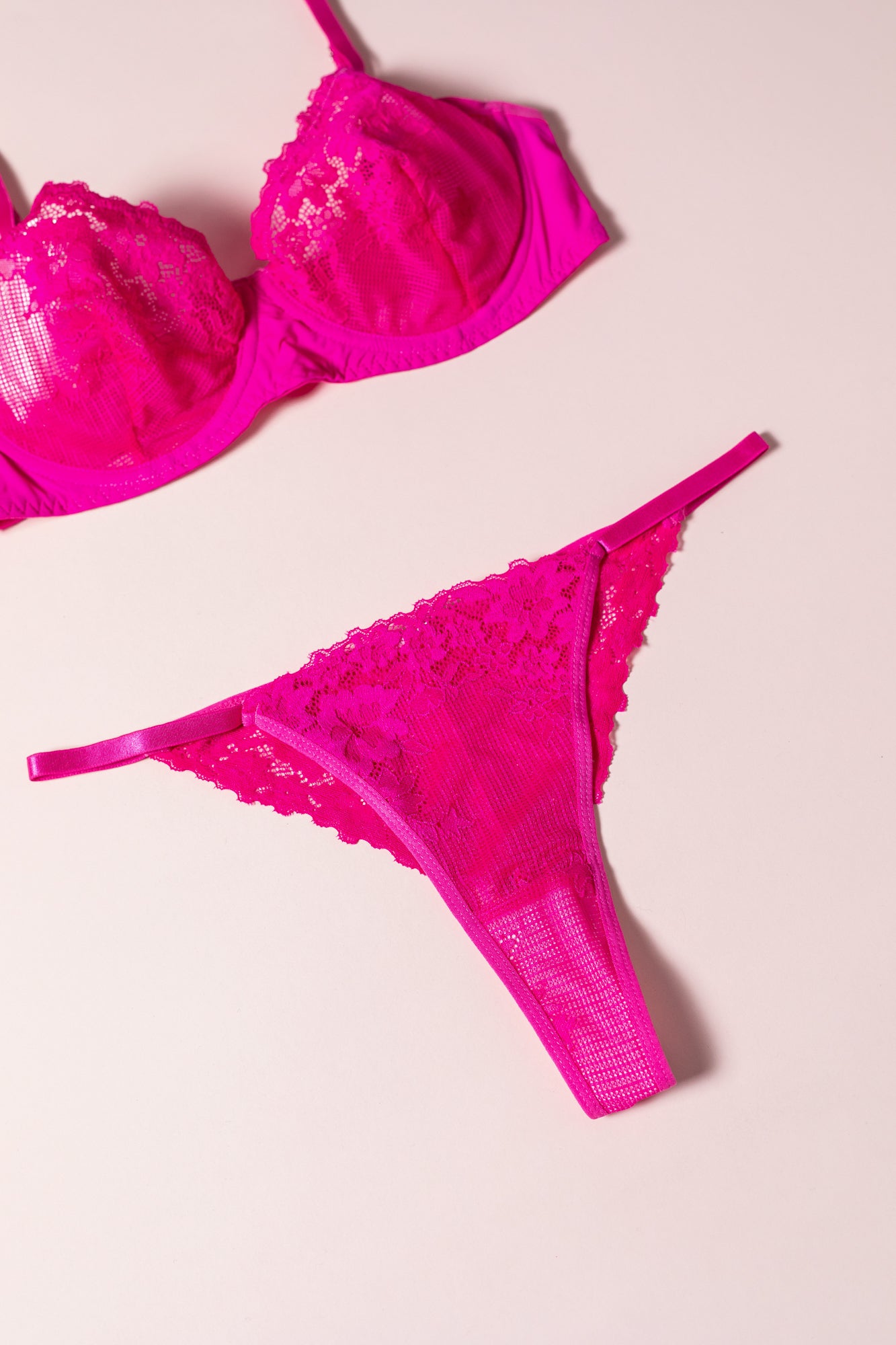 Fuchsia Lace Allure Set