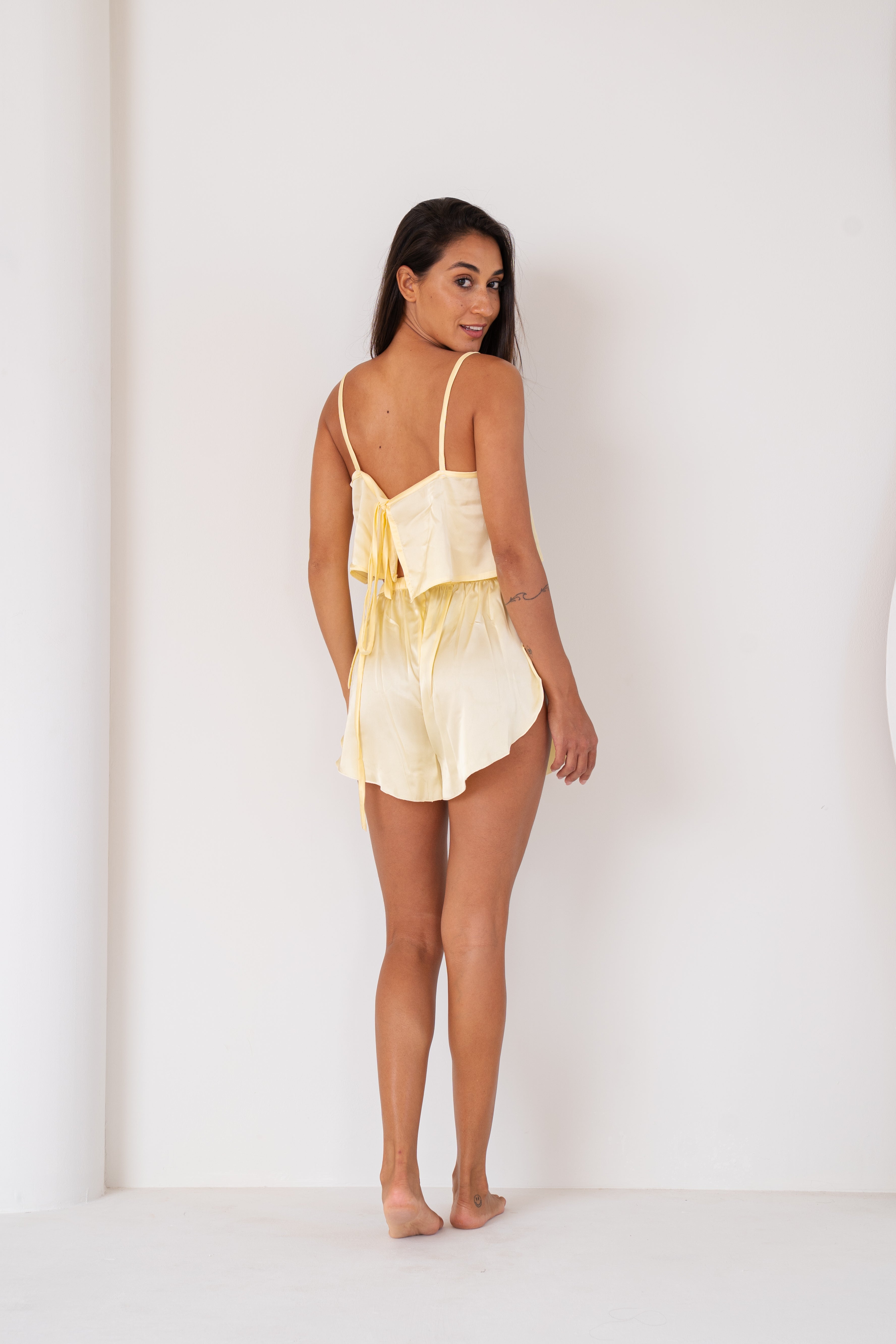 Gentle Whisper | Tie-Back Full Set